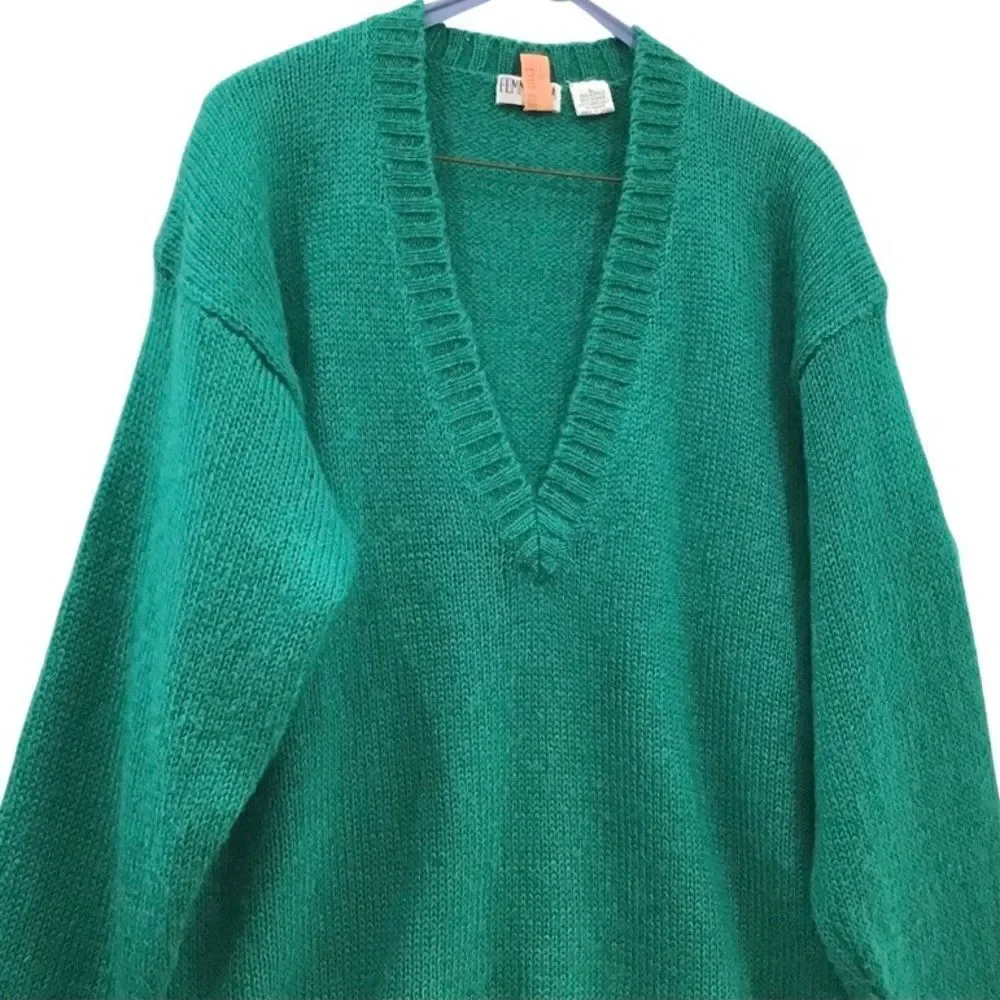 beautiful green